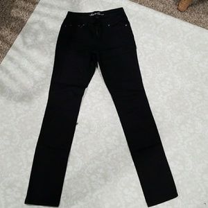 Black Kenneth Cole skinny jeans